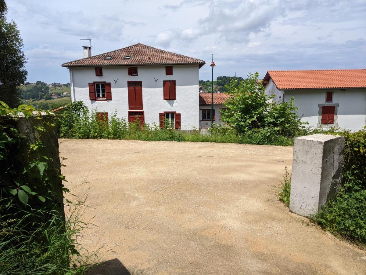 Apartamento Ortesene Zaharea Hasparren Exterior foto
